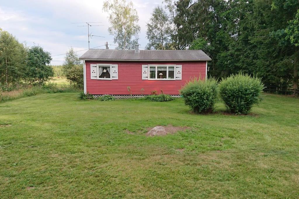 Stuga Vad Vatten Åsarp 外观 照片