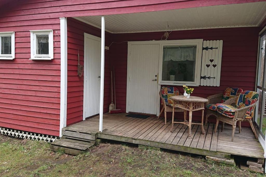Stuga Vad Vatten Åsarp 外观 照片