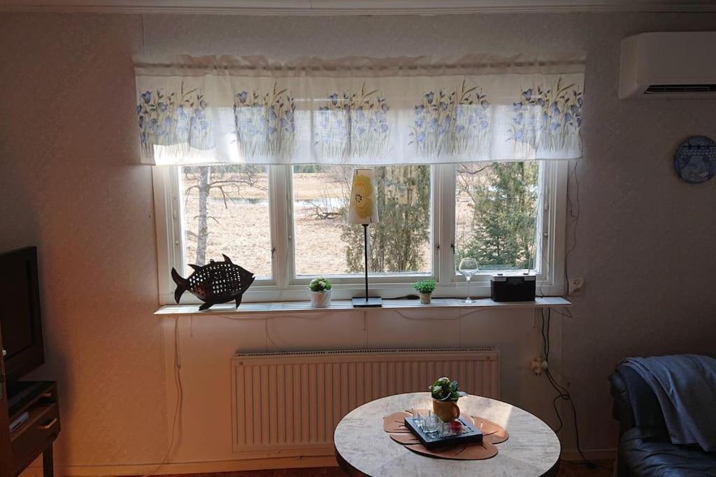 Stuga Vad Vatten Åsarp 外观 照片